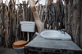 Outdoor bath