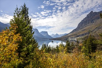 View over Saint Mary Lake with Wild Goose Island in autumn