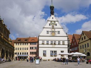 Ratstrinkstube and Tourist Information on the Market Square