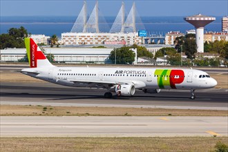 A TAP Air Portugal Airbus A321 with registration CS-TJF at Lisbon Airport
