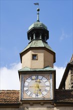 Clock tower at the Roederbogen