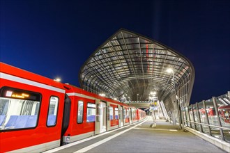 S-Bahn train Deutsche Bahn stop Elbbruecken station in Hamburg