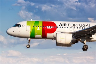 A TAP Air Portugal Airbus A320neo with registration CS-TVH at Lisbon Airport