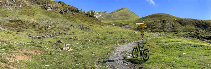Ascent to the Parsennhuette and the Panorama Trail with e-mountain bike