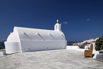 Orthodox chapell in Imerovigli