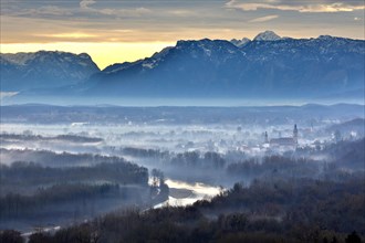 Salzach valley and Tittmoning in the morning mist