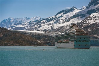 Cruise ship in front of Lamplugh Glacier