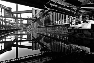 Water area next to the coking plant at the Zeche Zollverein