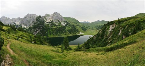 Tappenkarsee lake in the Radstaedter Tauern mountain range of the Alps