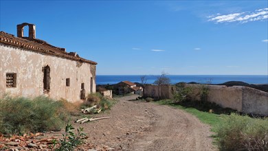 Access road to Finca El Garrobillo with house chapel by the sea