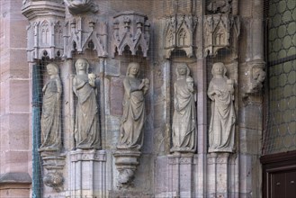 Sculptures of the wise virgins at the bridal portal around 1330