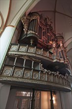 Large baroque organ