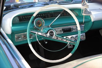 Steering wheel in a vintage car