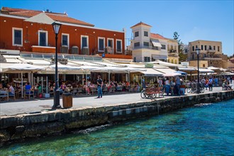 Cafes and restaurants at the harbour