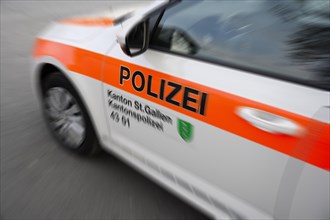 Mop-up picture police car cantonal police St. Gallen