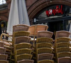 Gastronomy around Hackescher Markt station during the Lockdown