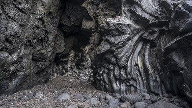 Outwash basalt in a lava cave