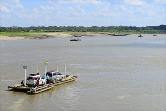 Simple ferry across the Rio Mamore