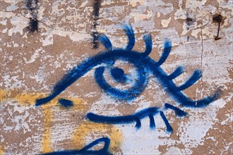 Graffiti of an eye on a wall
