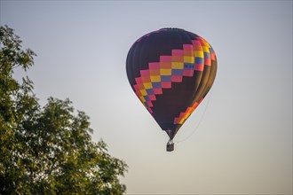 Hot air balloon in the landing phase