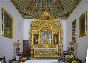 Altar in the Iglesia de nuestra Senora de Las Angustias