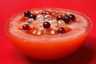 Aceto pearls on tomato