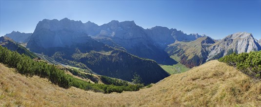 Panorama from the summit of Gramaijoch with Grosser Ahornboden and the Karwendel peaks of Sonnjoch