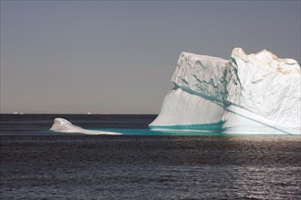Huge icebergs in a wide bay