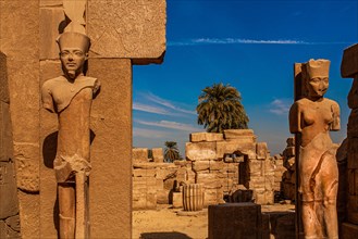 Vestibule behind the 6th pylon: Amun and his consort Amunet