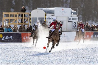 Nacho Gonzalez of Team St. Moritz tries to follow the ball at full gallop