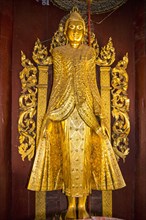Buddha statue in Shwezigon Pagoda