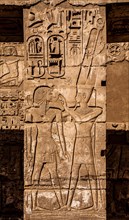 Amun breathes life into Ramses III