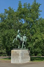 Statue Rossebaendiger