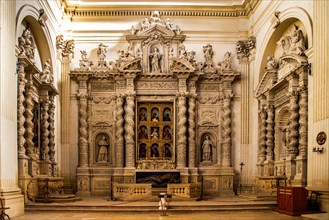 Baroque altar of the Chiesa di Sant'Irene