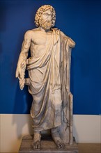 Marble statue of Devinata