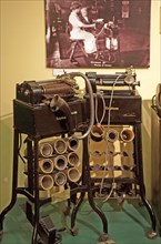 Edison dictating machine: Ediphone or Voicewriter