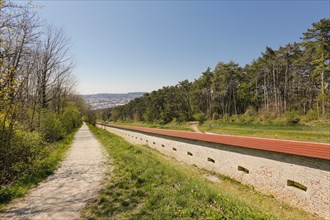 Fortress path along the main rampart of the federal fortress