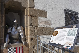 Knight's armour at the entrance to the castle gate