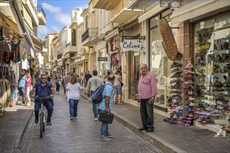 Shopping Street Eth. Antistaseos