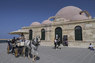 Kioutsouk Hassan Mosque in the Venetian Port