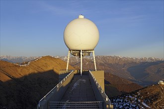 MeteoSwiss weather radar on Monte Lema