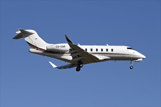 Aircraft NetJets Bombardier BD-100-1A10 Challenger 350