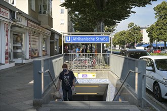 Afrikanische Strasse underground station