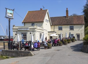 The Butt and Oyster pub at Pin Mill