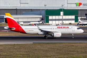 An Iberia Airbus A320neo with registration number EC-NJY at the airport in Lisbon