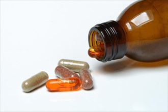 Dietary supplement capsules