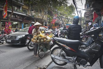 Fruit seller in the city