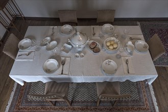 Set table around 1950 in a former flat of the factory owner