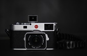 Leica M11 rangefinder camera