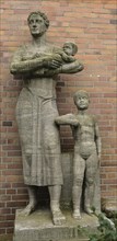 Sculpture Family